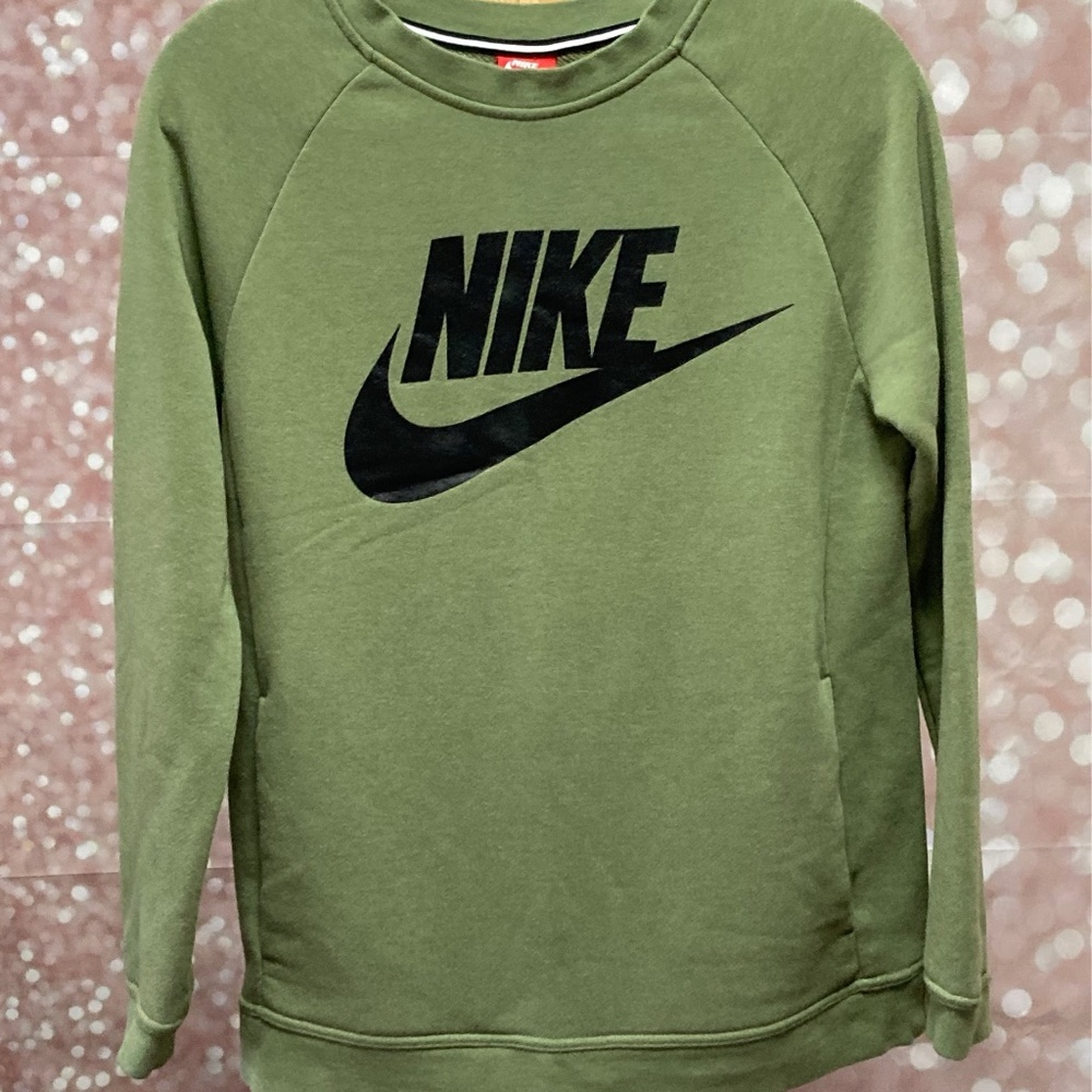 Nike green sweatshirt
